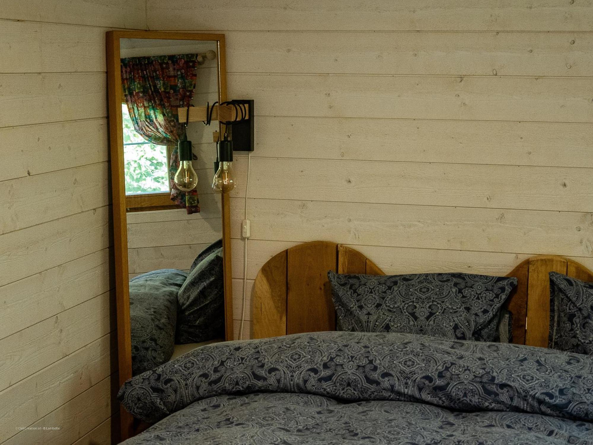 Вілла La Tiny House De La Bergerie Lierneux Екстер'єр фото